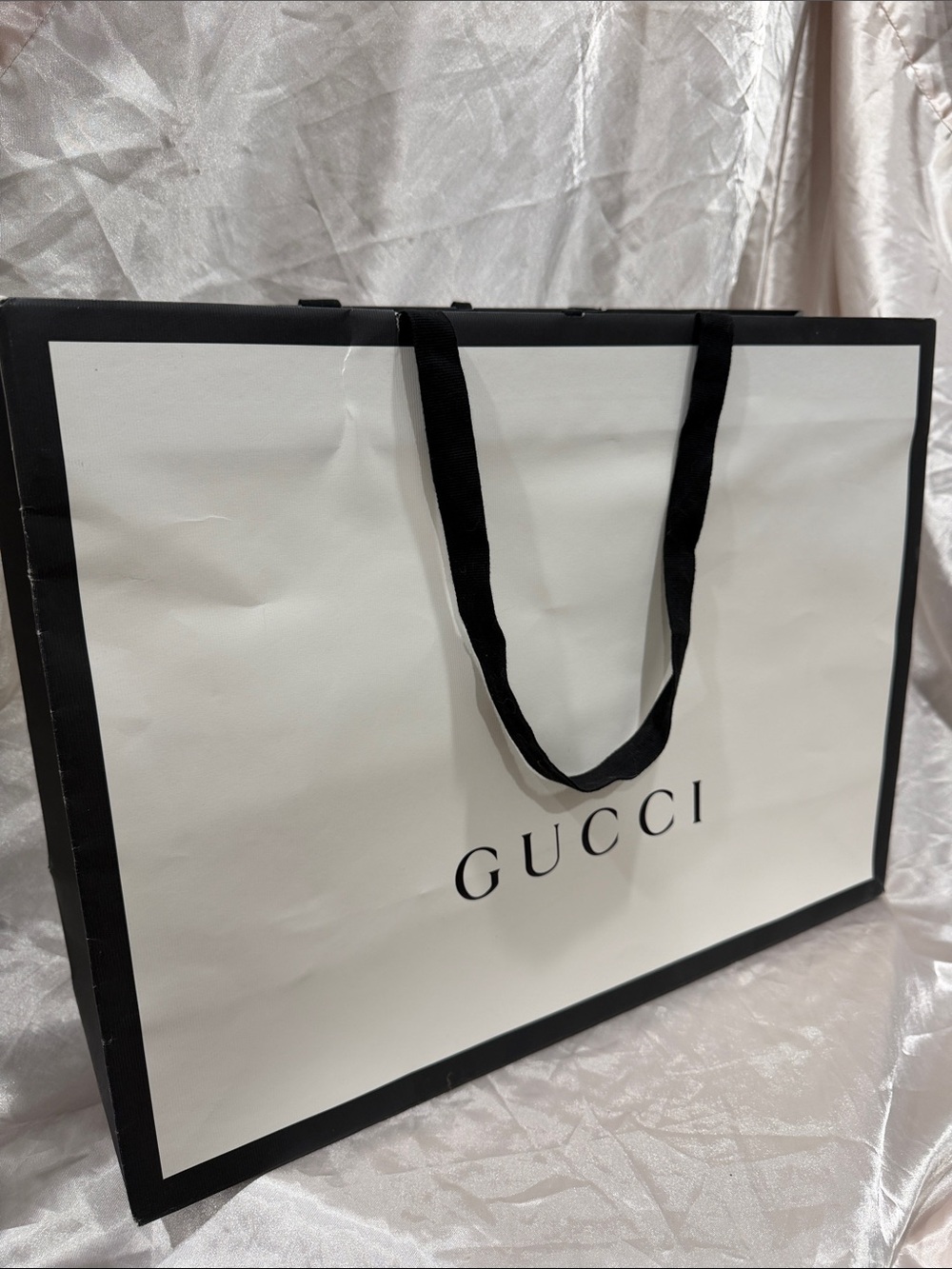 Gucci White and Black Logo Shopping Bag